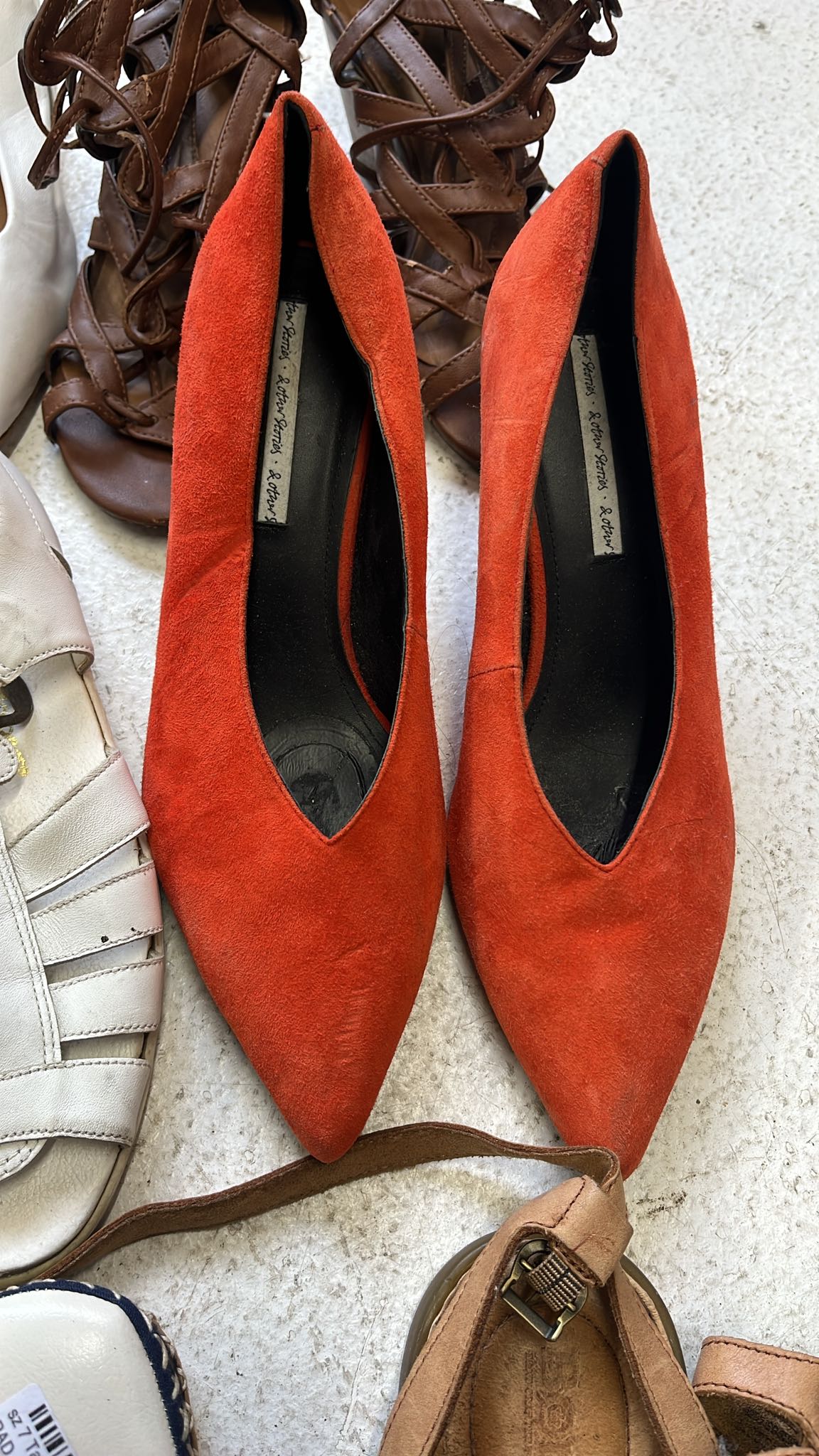 12 Pairs Women’s Mixed Brand Shoes | Maxsold