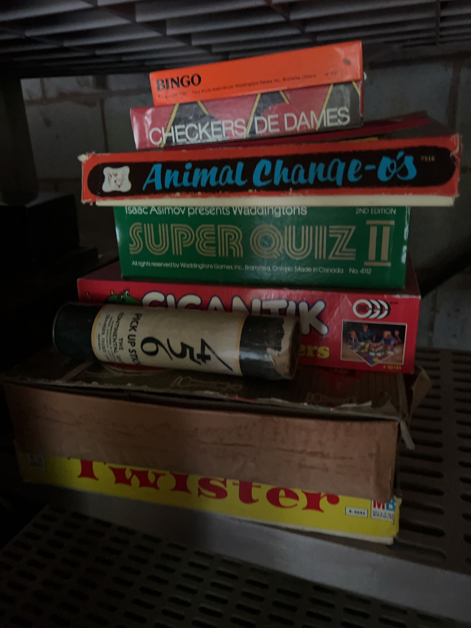 Vintage board game lot with 7 boxes | Maxsold