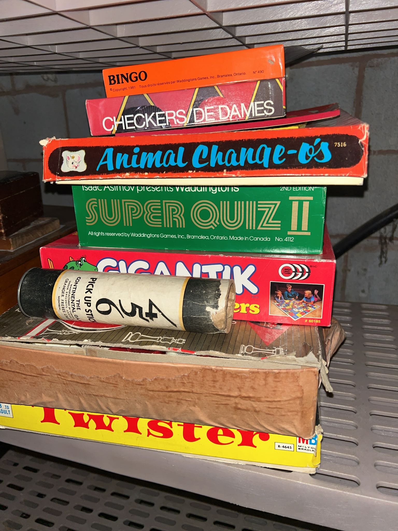 Vintage board game lot with 7 boxes | Maxsold