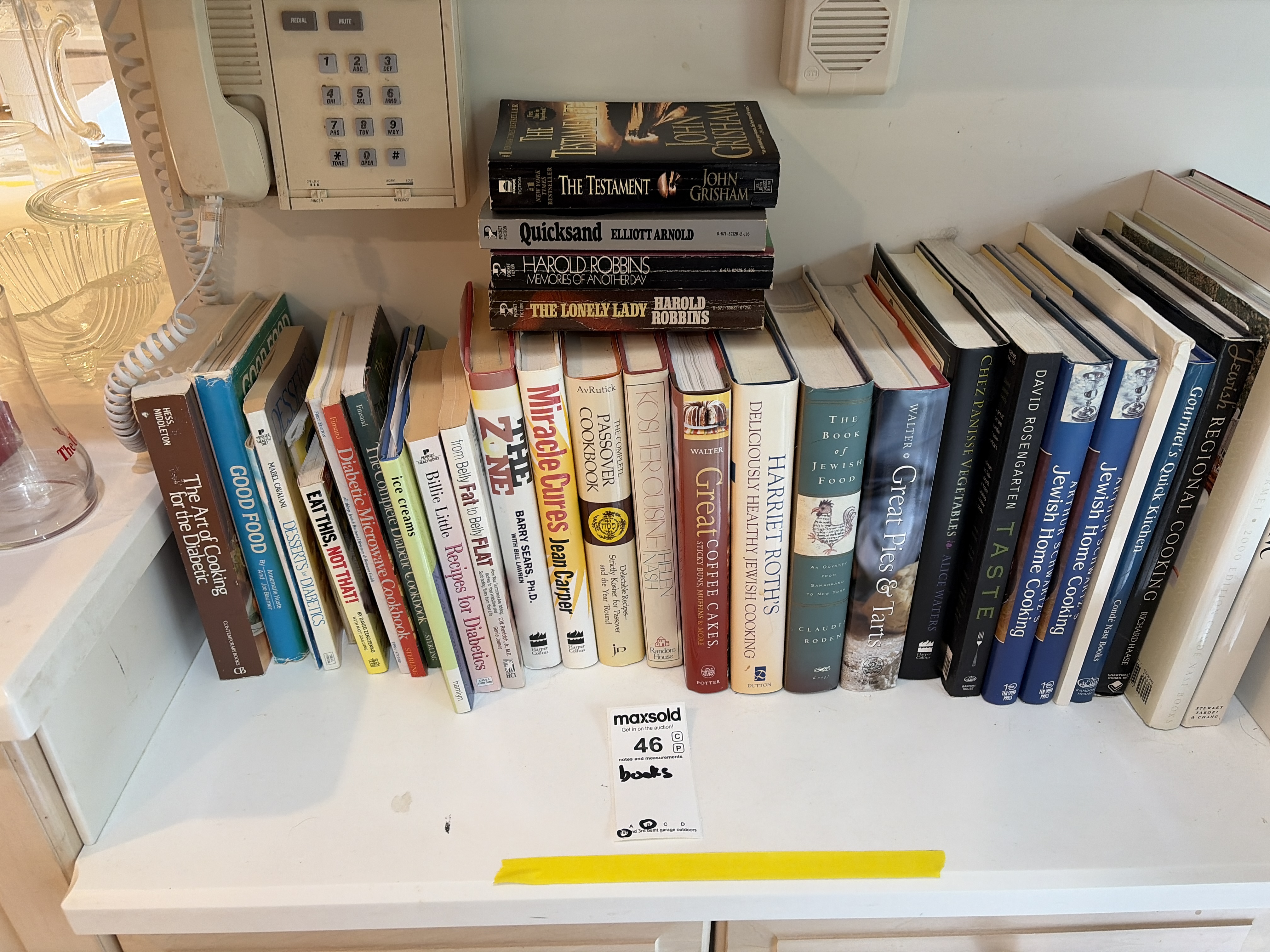 Assorted Cookbooks, Fiction & Health Books | Maxsold