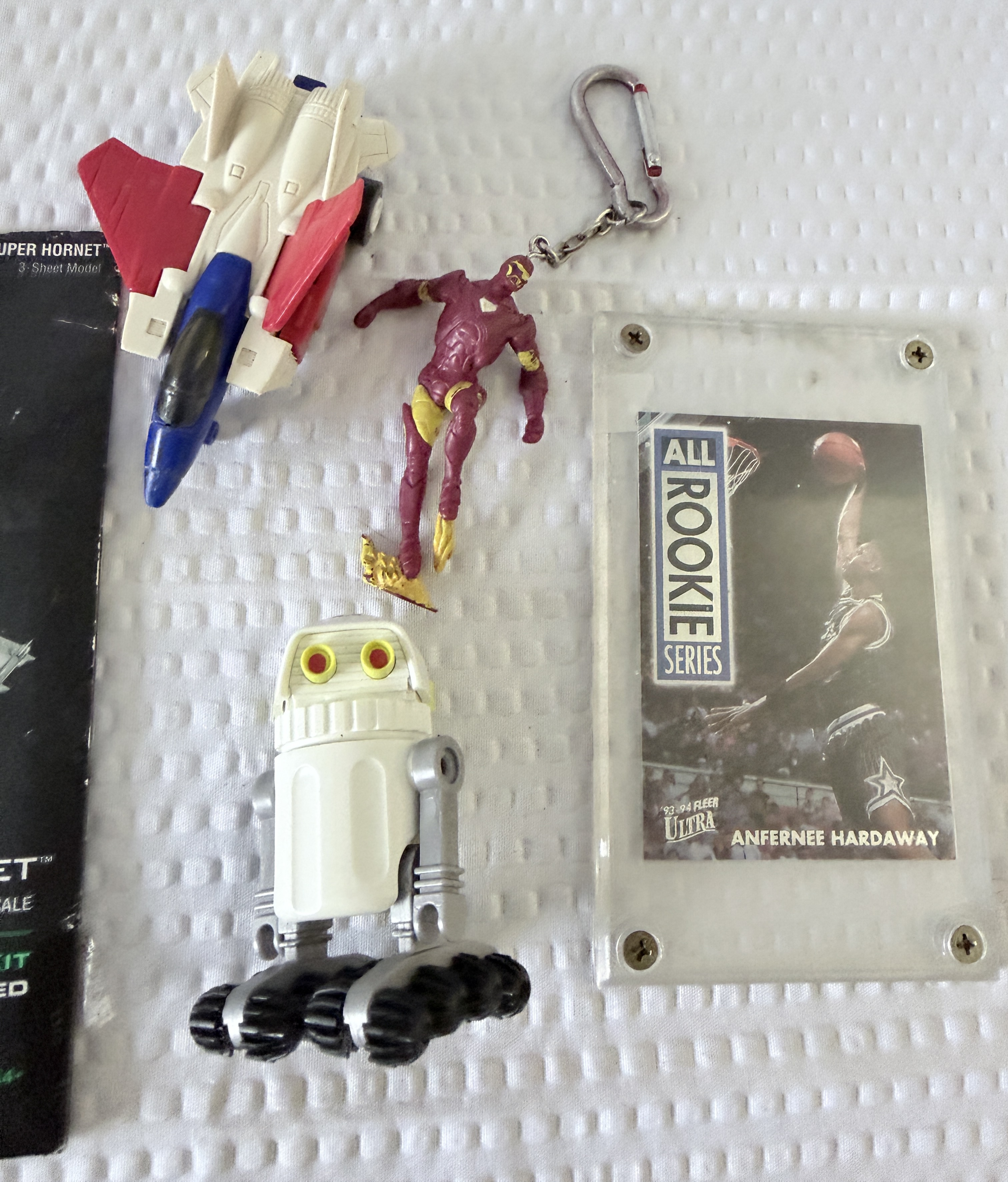 Metal Earth F/A-18 kit, Hardaway card, jet toy, robot, superhero ...