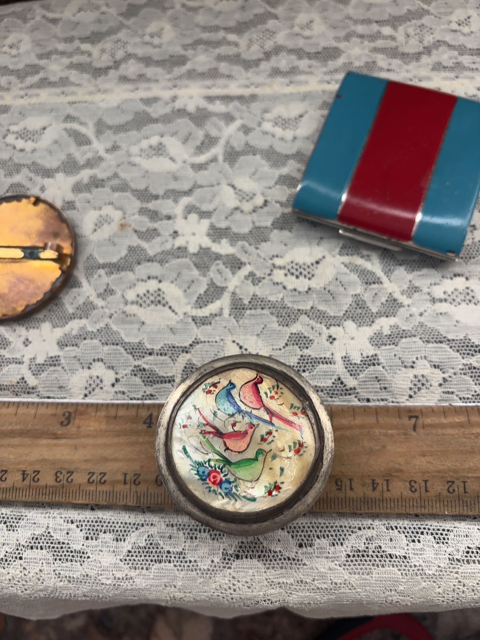 Vintage enamel compact, pill box and embroidered brooch | Maxsold