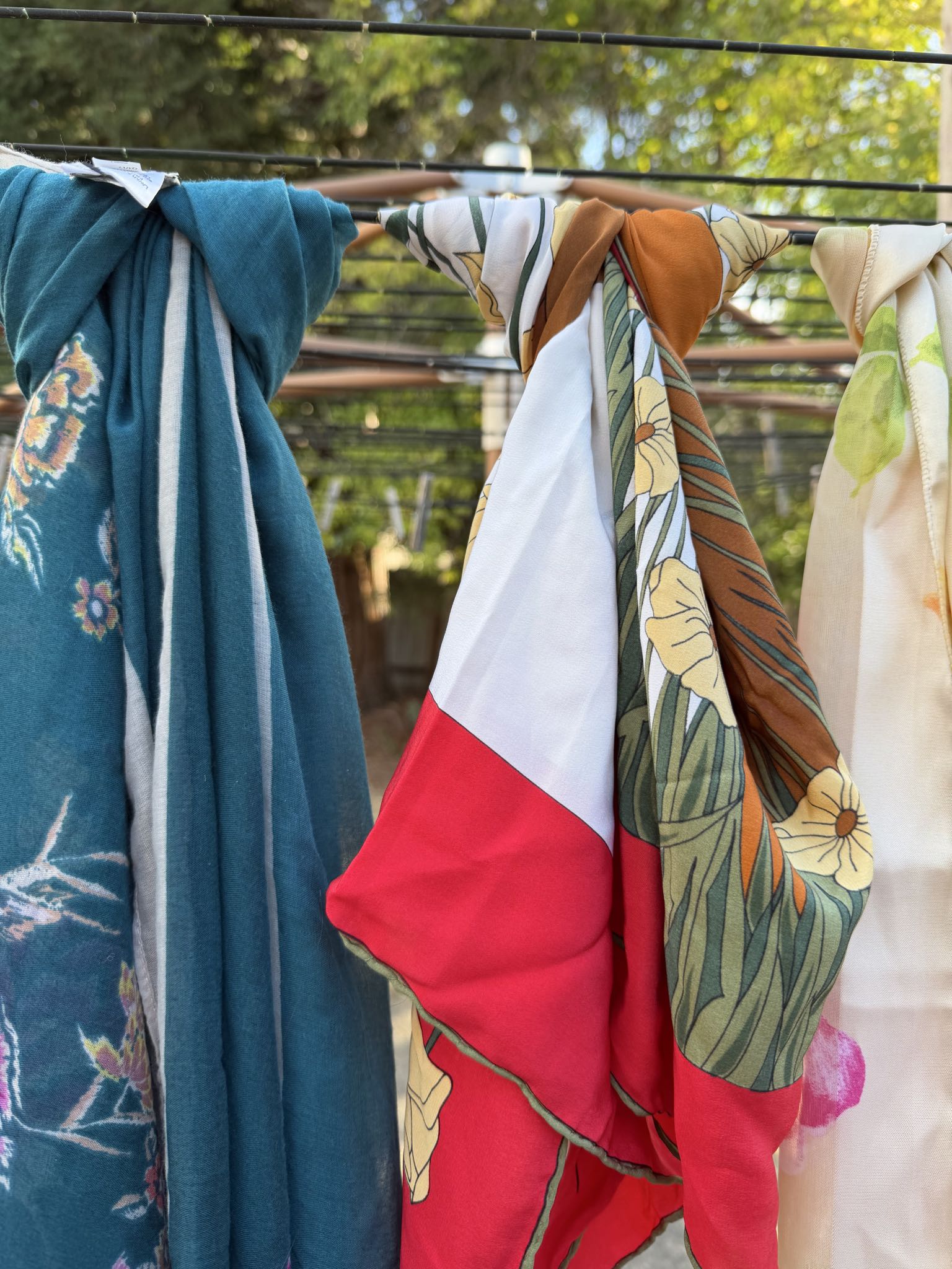 Assorted fashion scarves and wraps, 10 pieces | Maxsold