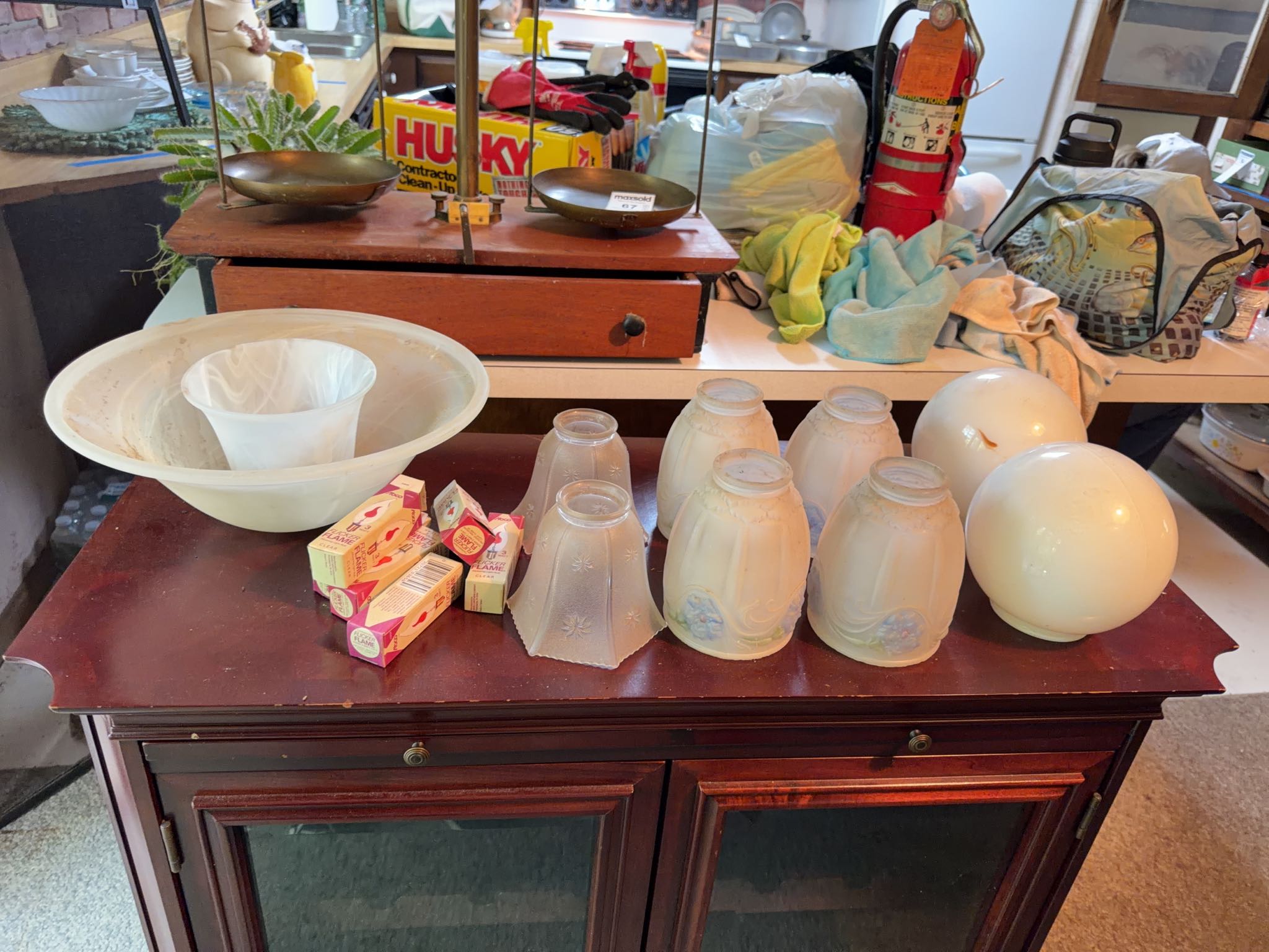 10 glass light shades and 6 Abco bulbs | Maxsold
