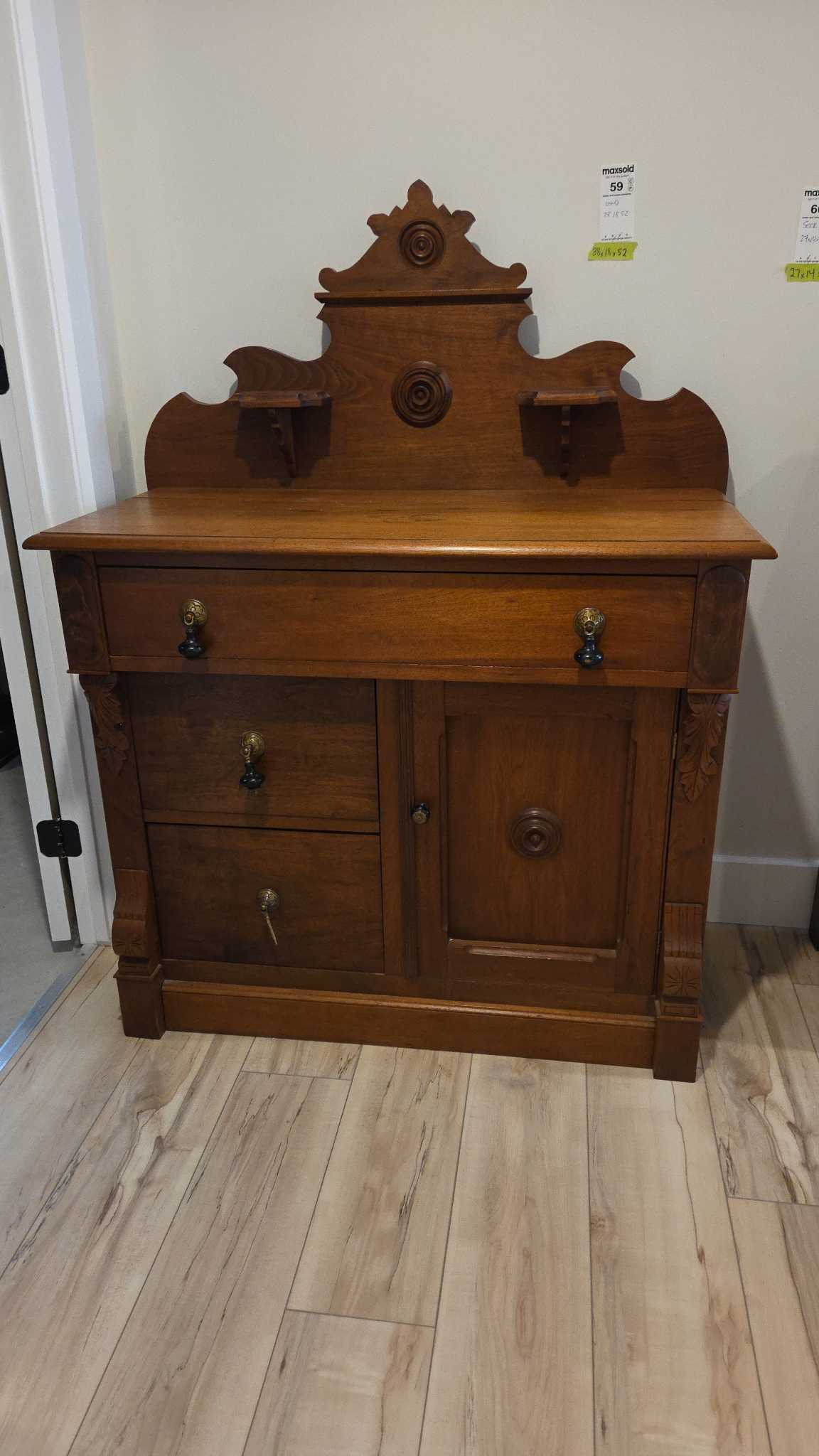Antique solid oak Victorian sideboard buffet | Maxsold