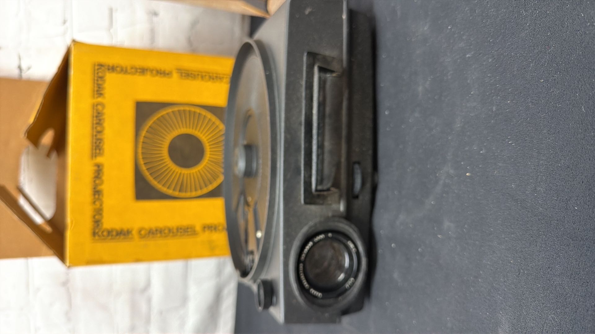 Kodak Carousel slide projector with trays | Maxsold