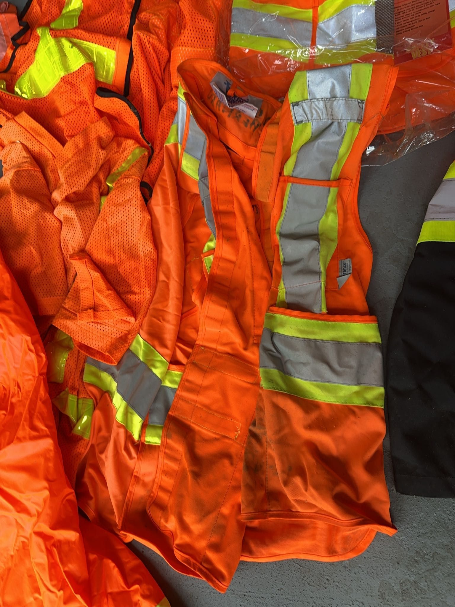 High-Visibility Orange Safety Apparel XL-3XL | Maxsold