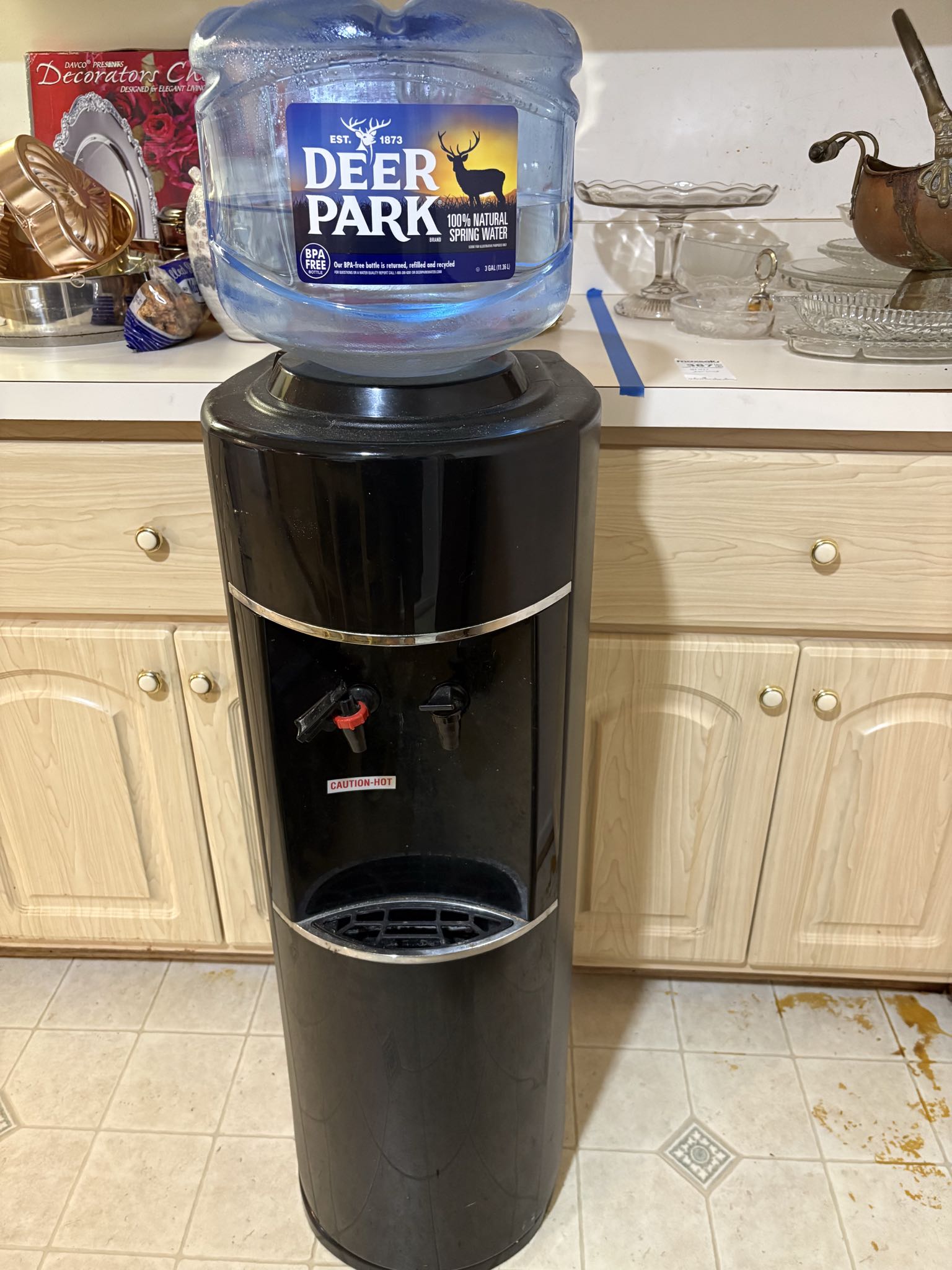 Water cooler dispenser with 5-gallon bottle | Maxsold