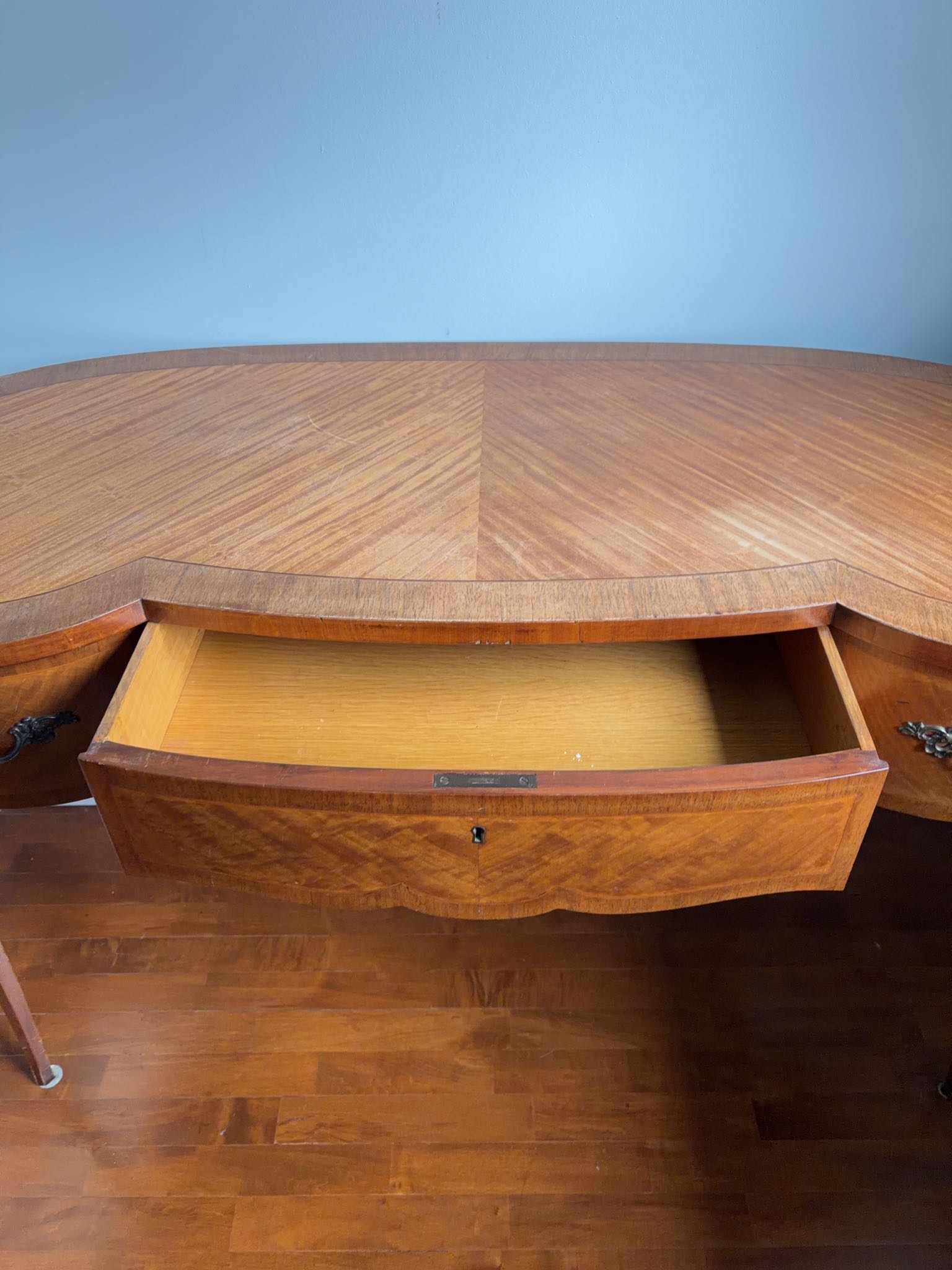 Kidney-shaped Louis XV revival writing desk | Maxsold