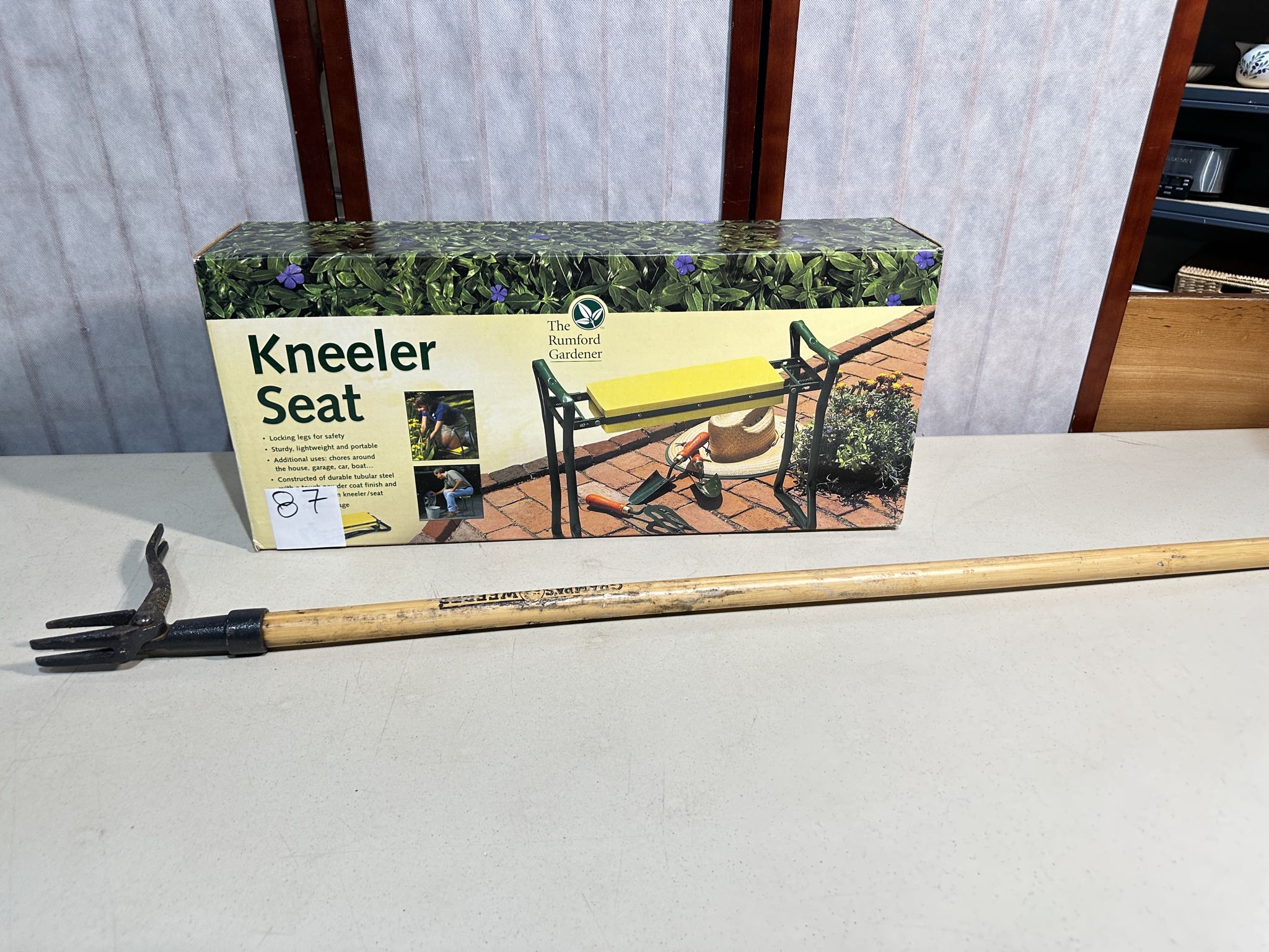 Rumford Gardener folding kneeler seat and long-handled weeder | Maxsold