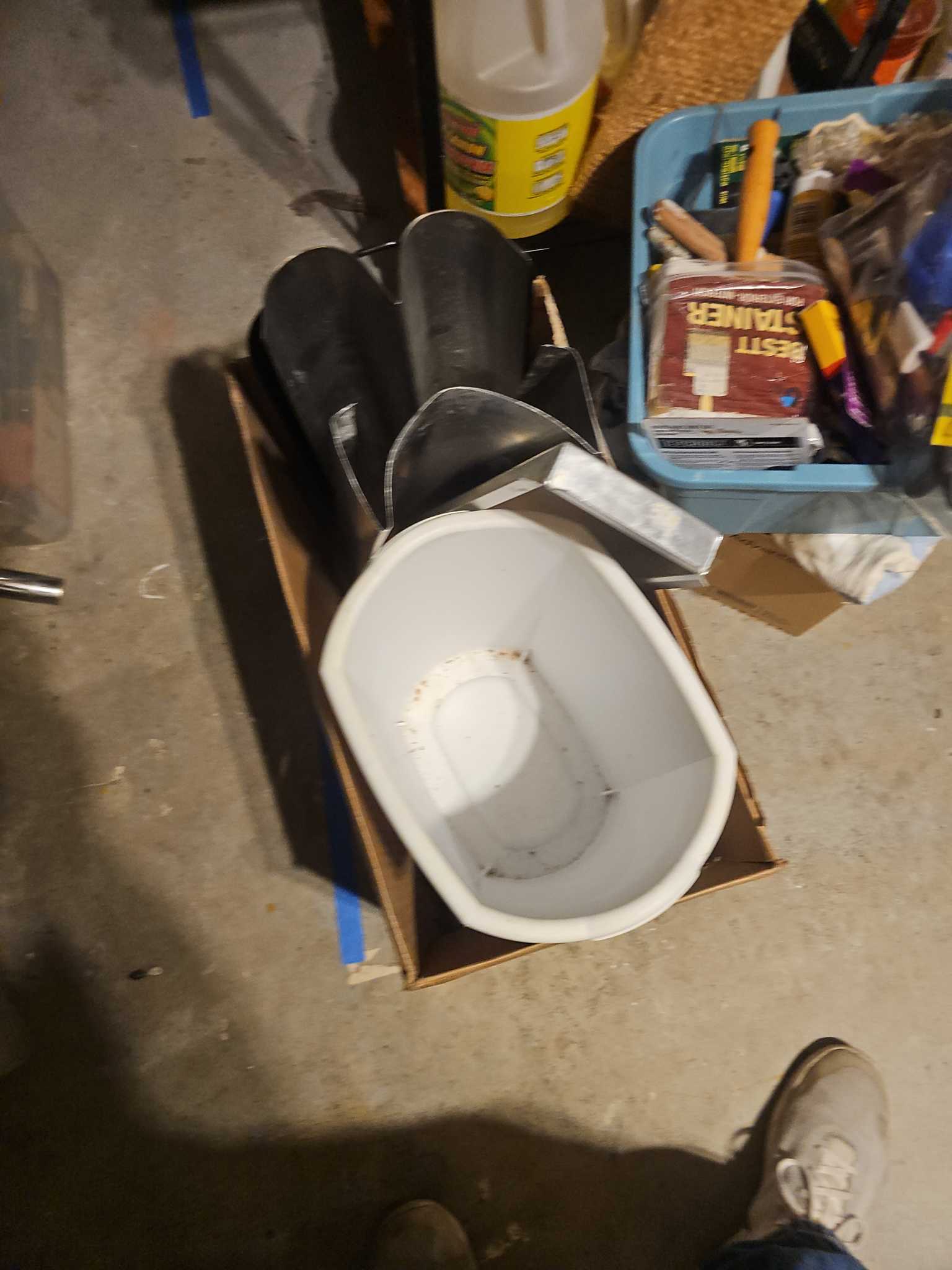 Cleaning Supplies, Paint & Chemical Assortment | Maxsold