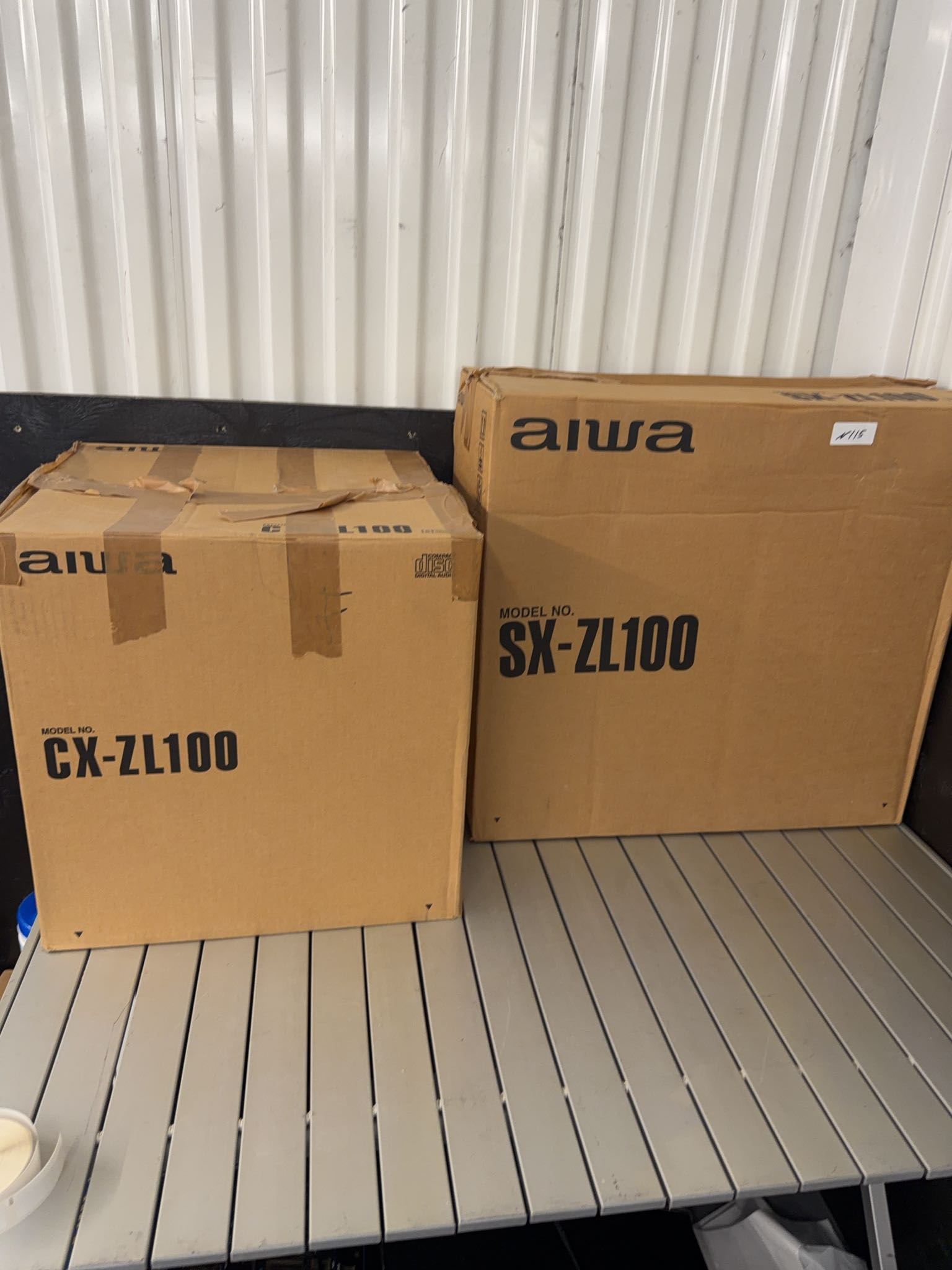 Aiwa CX-ZL100 / SX-ZL100 mini stereo system | Maxsold