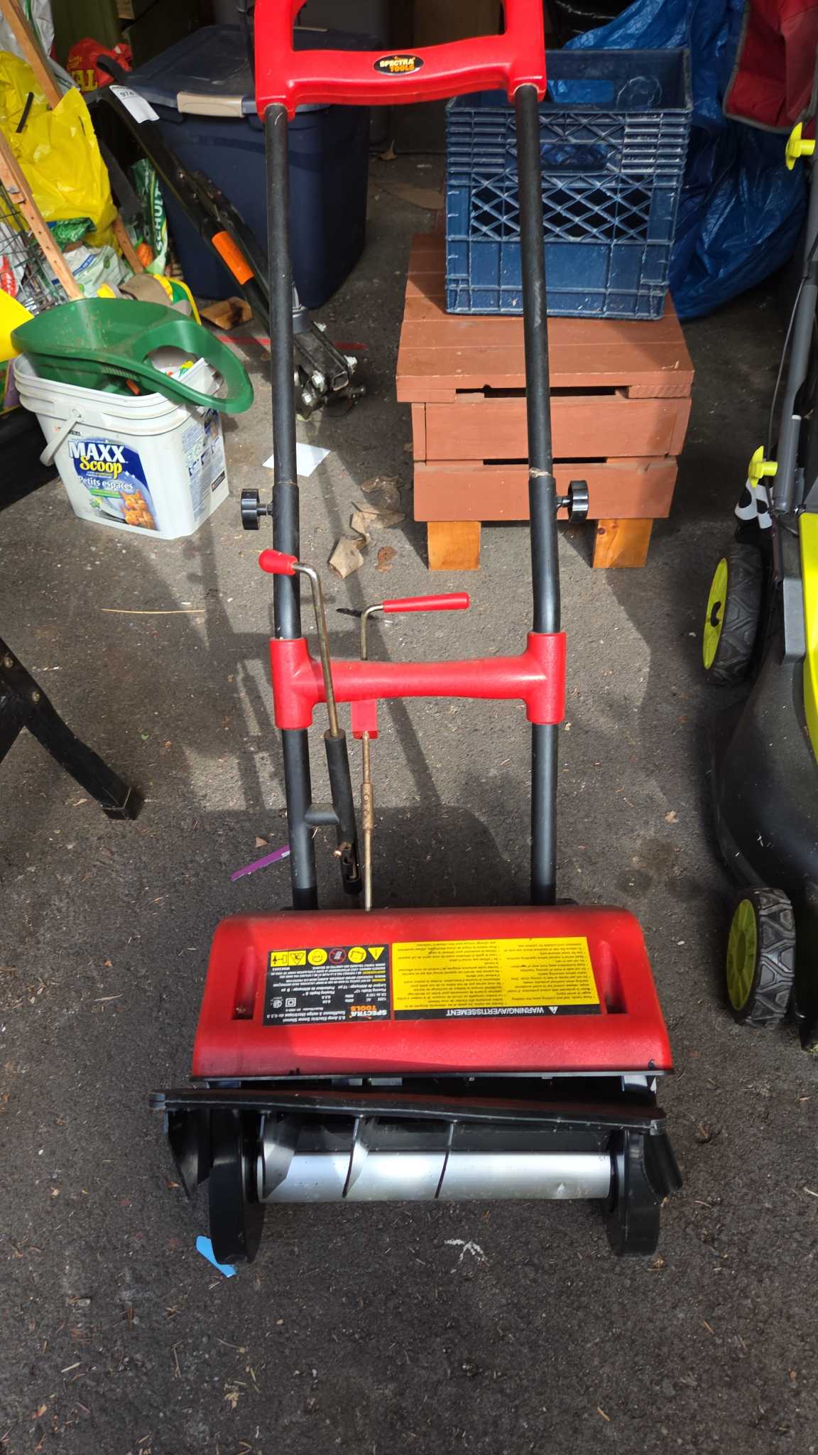 Spectra Tools 6.5-Amp Electric Snow Shovel | Maxsold
