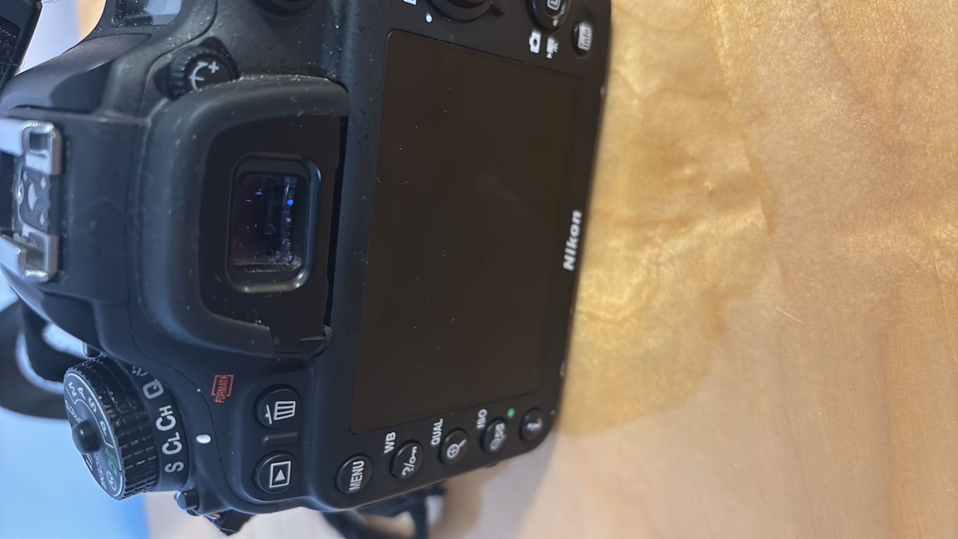Nikon D7200 DSLR, 18-140mm VR Lens, Bag, Charger | Maxsold