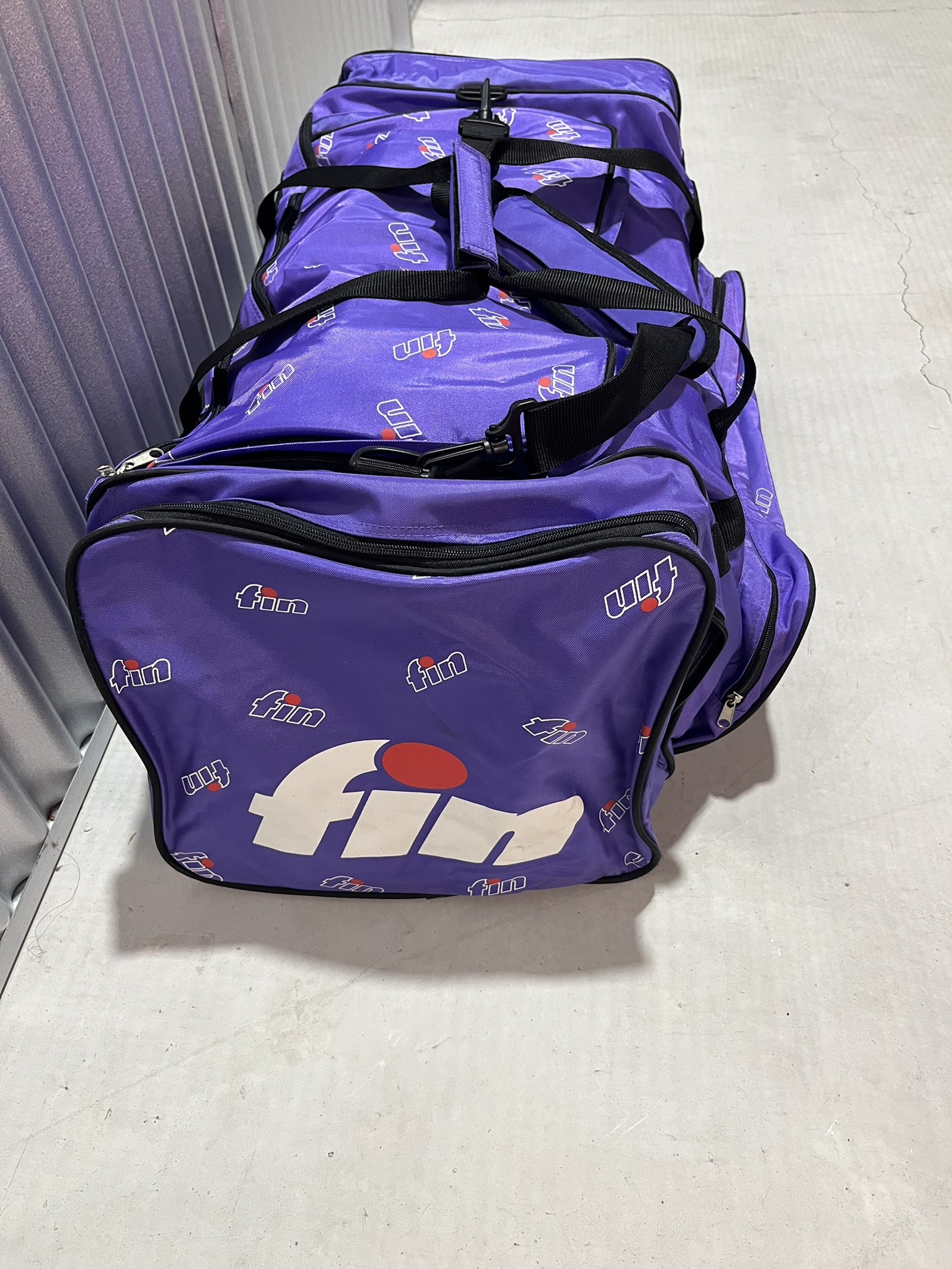 fin Large Purple Duffel Bag | Maxsold