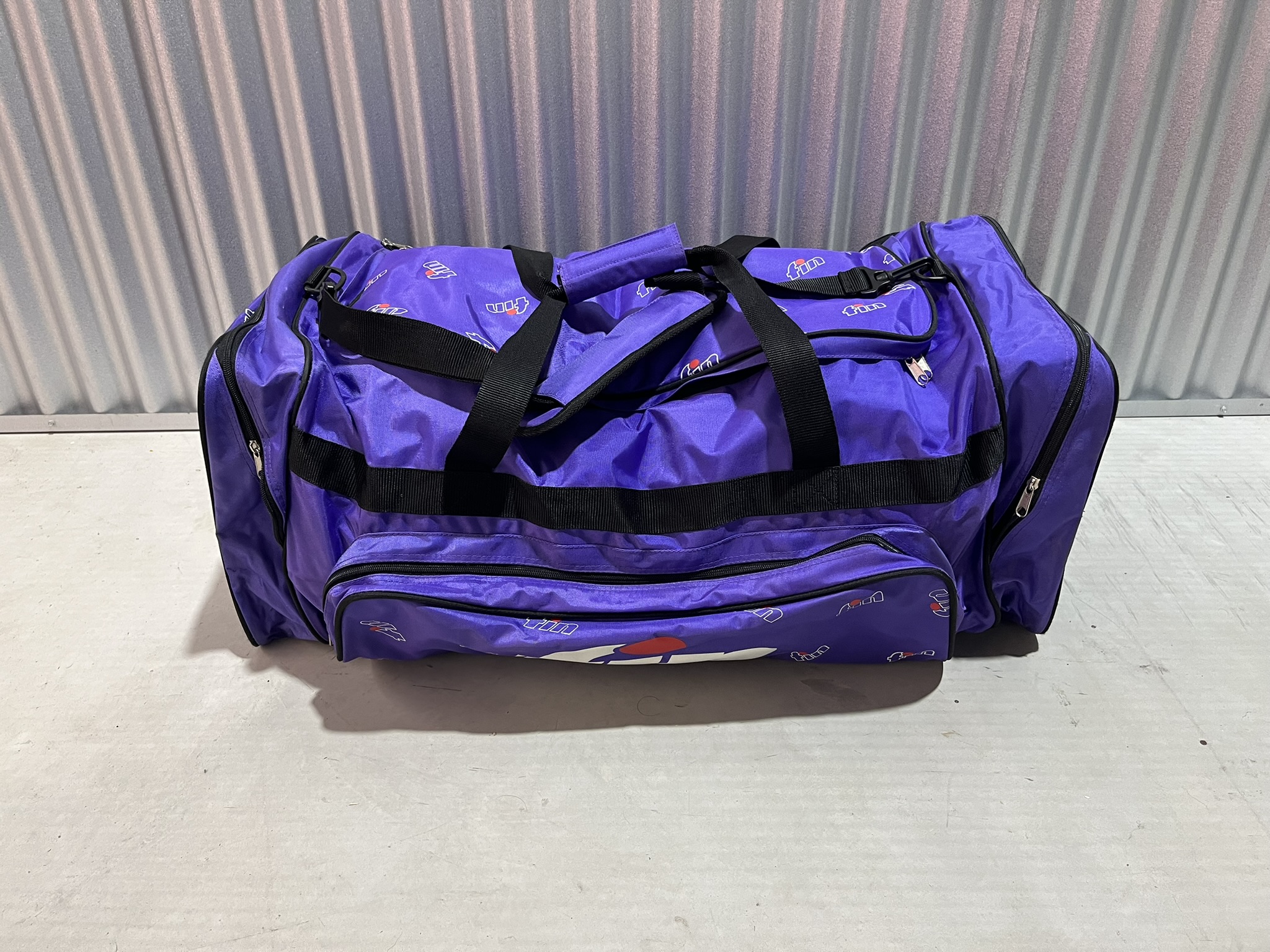 fin Large Purple Duffel Bag | Maxsold