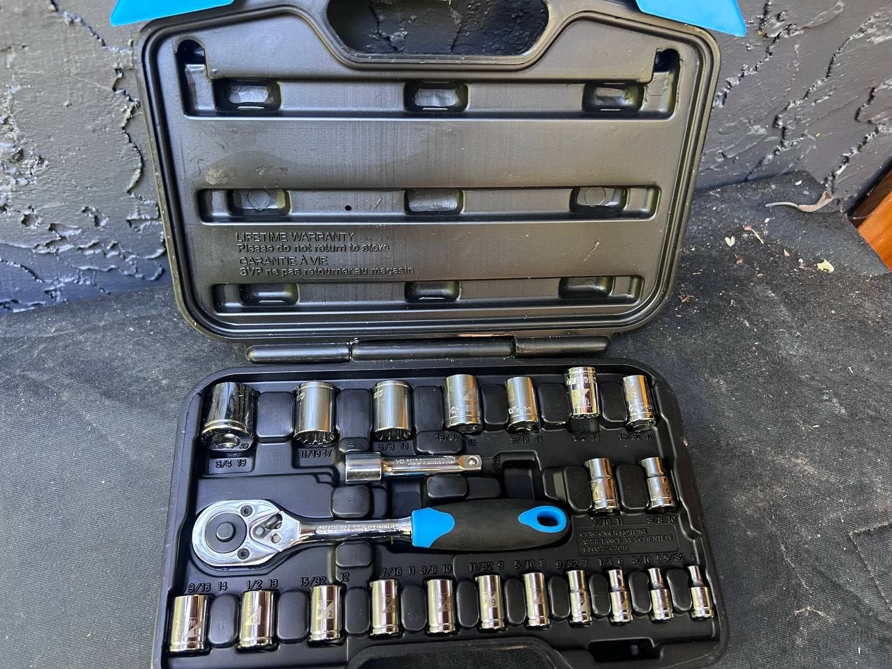 Channellock 24-Piece Uni-Fit Socket Set #39054 | Maxsold