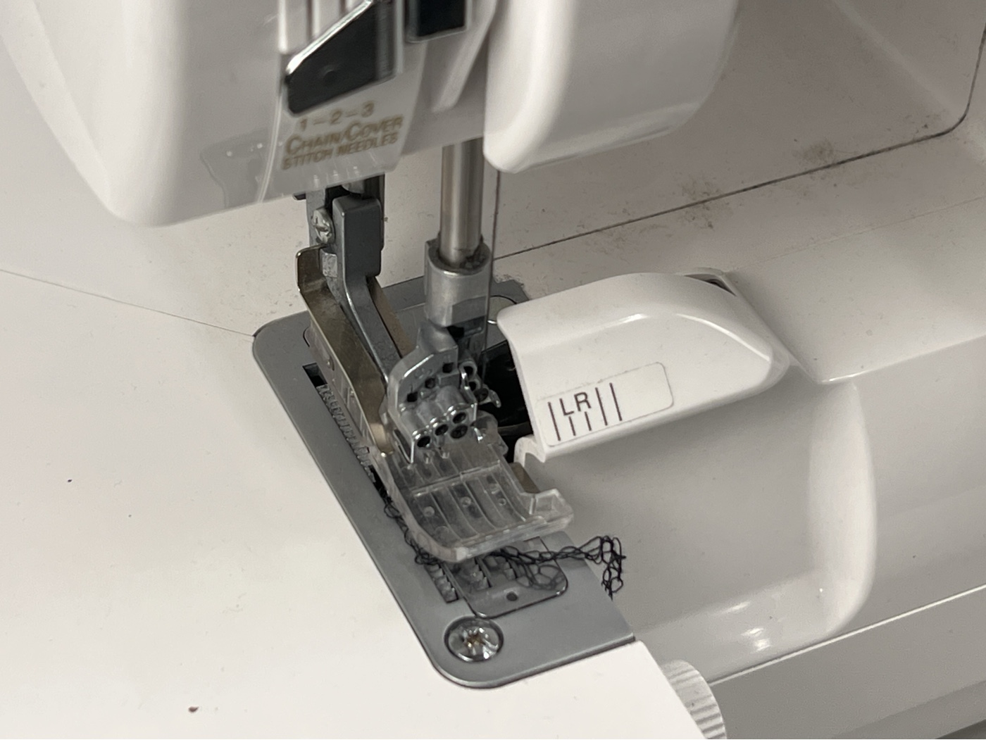 Baby Lock Ovation BLES8 8-Thread Serger | Maxsold